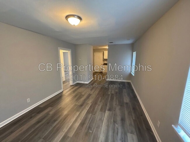 Photo - 310 Jones St