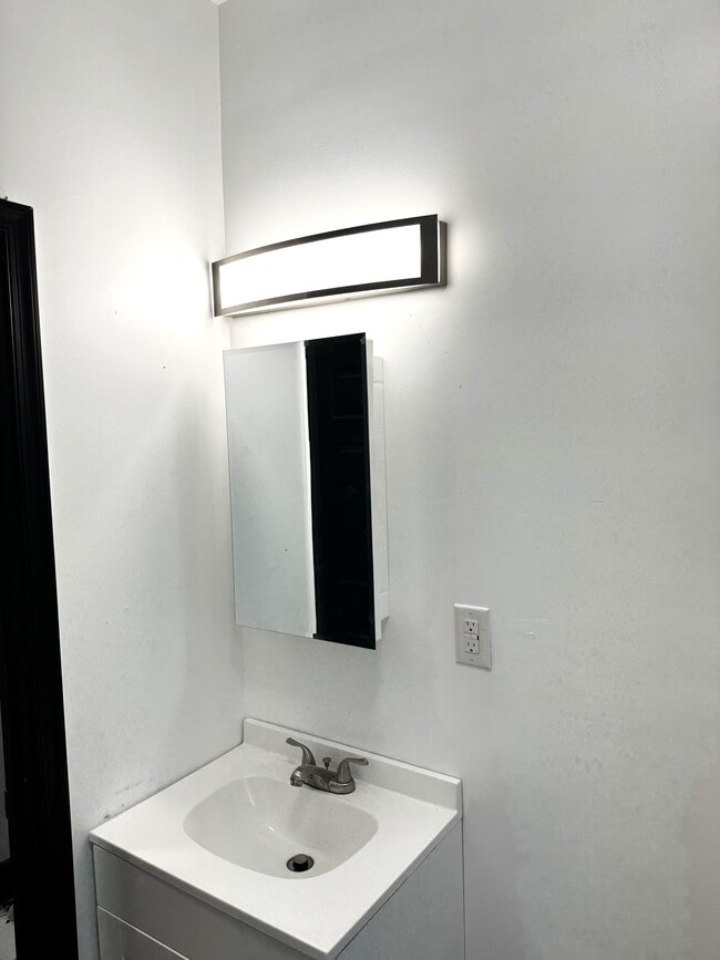 Photo - 919 S 50th St