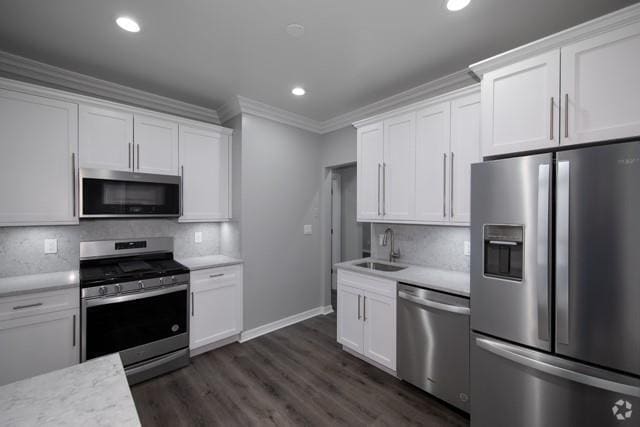 Building Photo - 726 Howell Ave Unit J Rental