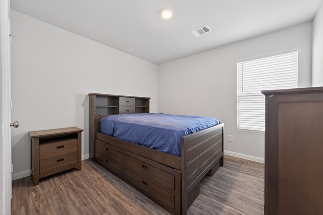 Photo - 72 County Road 51028