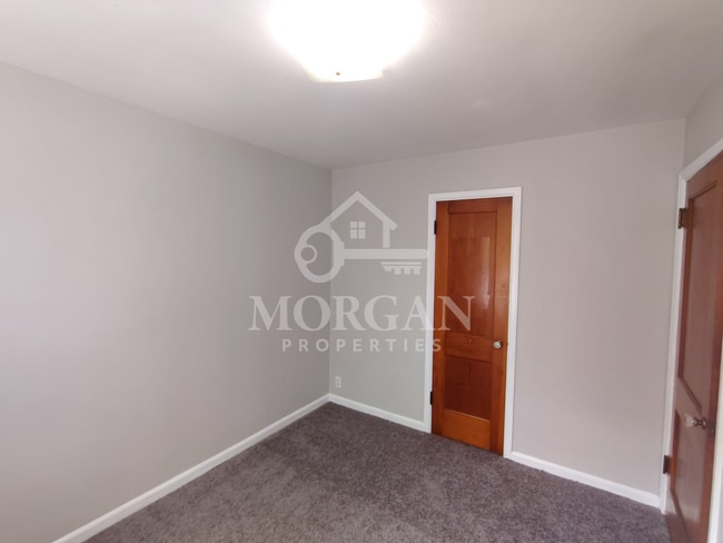 Photo - 321 W 29th St Unit 321