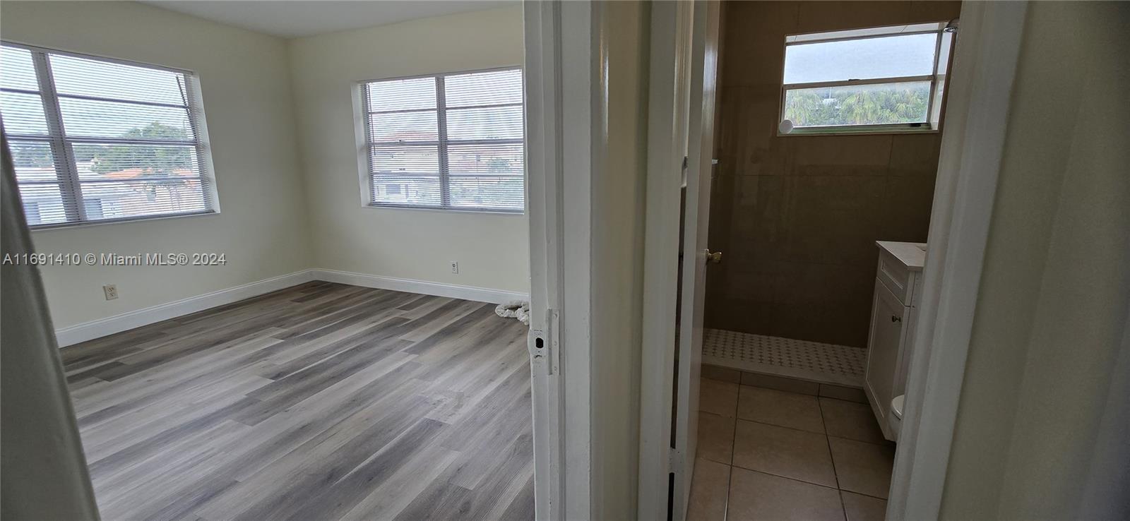 Photo - 9041 Harding Ave Unit 3