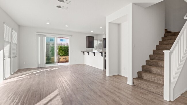 Photo - 2 WEEKS FREE!!! 2BR Townhouse in Imperial Beach with Washer/Dryer and Garage!