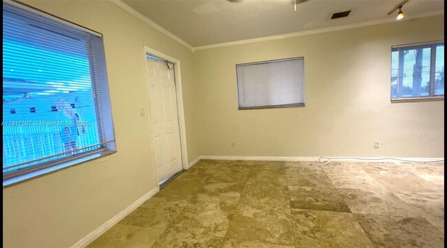 Photo - 1856 NE 46th St Unit F8