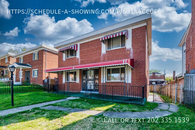 Photo - 1525 Channing St NE