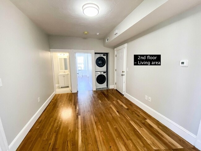 Photo - 7 Reedsdale St Unit 2