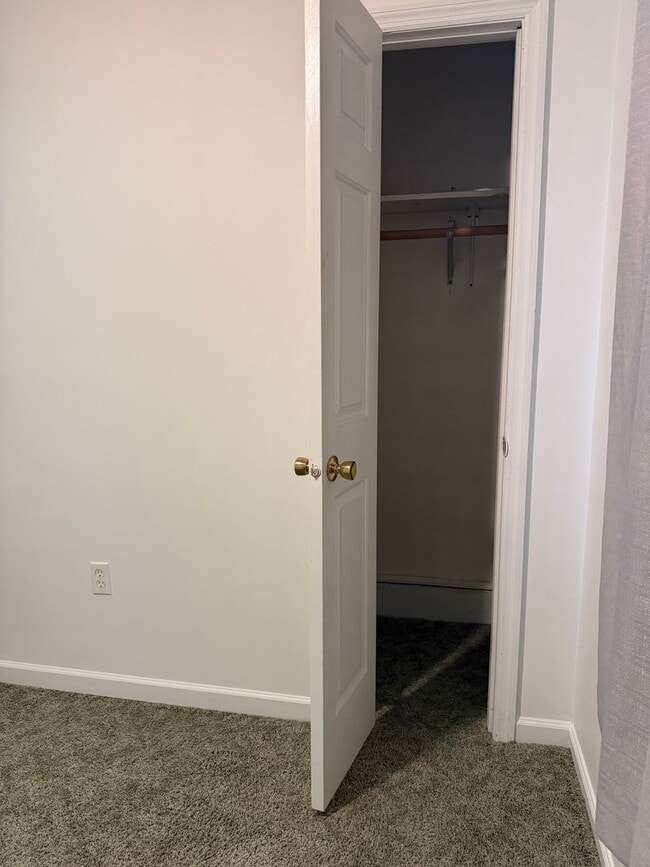 Photo - 5103 Woodlawn Rd NW