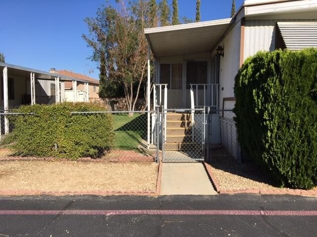 5711 Columbia Way