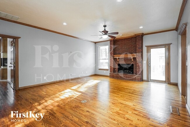 Photo - 13 Berkshire Dr