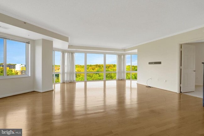 Building Photo - 3101 N Hampton Dr Unit 711