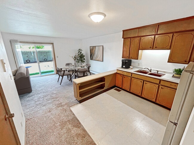 Photo - 2721 Luther Dr