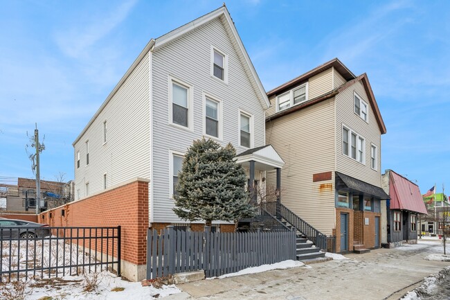 Photo - 2818 N Ashland Ave Unit 1