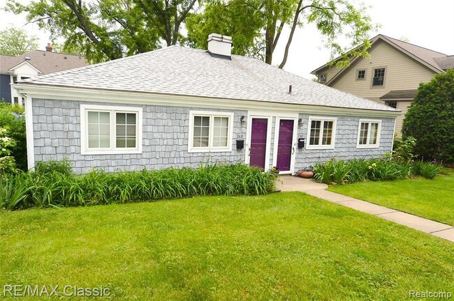 Photo - 280 Hutton St Rental