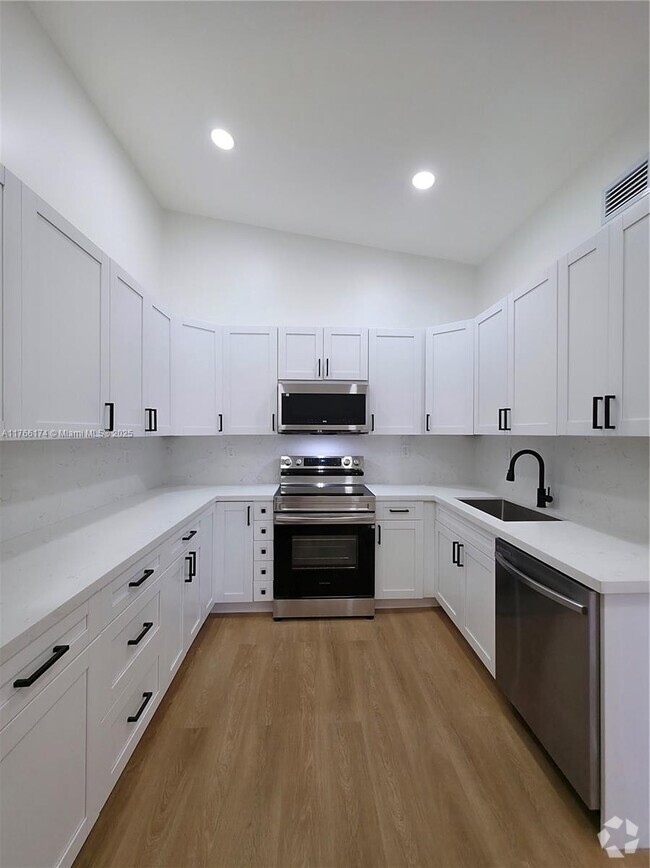 Building Photo - 15328 SW 77th Ln Unit 203 Rental