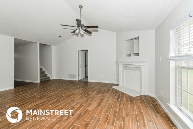 Photo - 9857 Averbury Dr