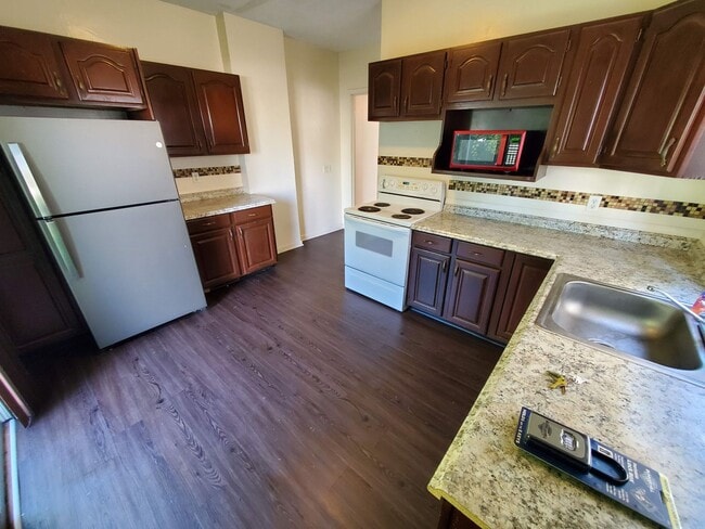 Photo - Large 3 Bedroom 2 Story Apartment Winton / Blossom area Avail Soon Unit 55