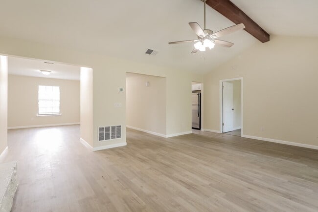 Photo - 4324 Pilgrim Way