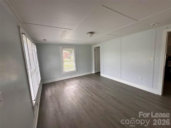 Photo - 1740 Patterson St