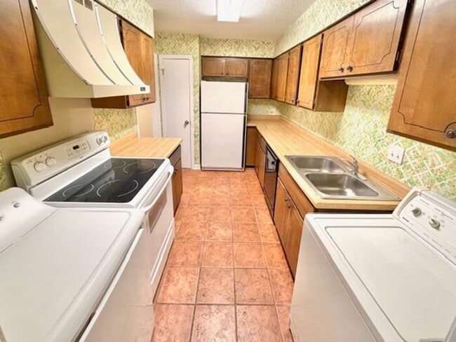 Photo - Now Leasing a 3-bedroom 2.5 bath Condo/Townhome