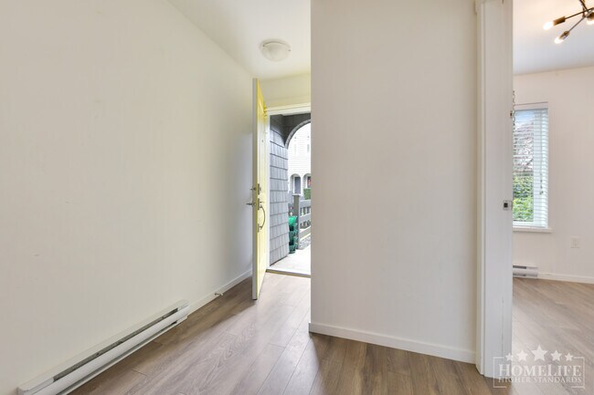 Photo - Spacious 4 Bedroom 4 Bathroom Townhome at King’s Landing with Double Garage Balcony and Yard Space Unit 52