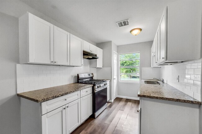 Photo - 10987 Fairland Dr