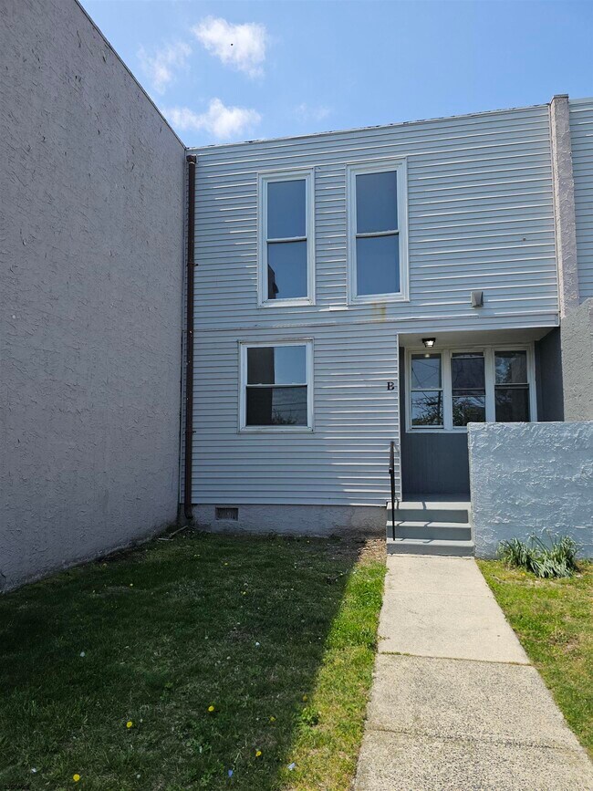 Photo - 2207 Murray Ave Unit B