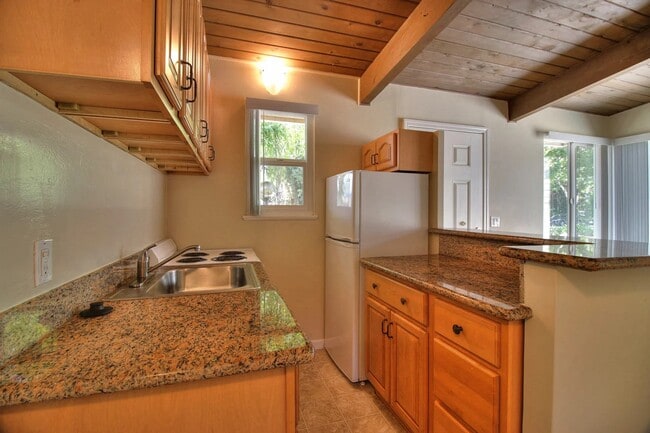 Photo - Stanford Avenue Apartments