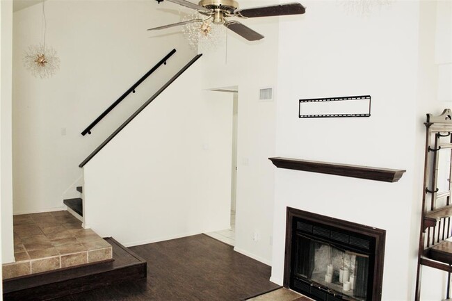 Photo - 105 Summit Ridge Dr N