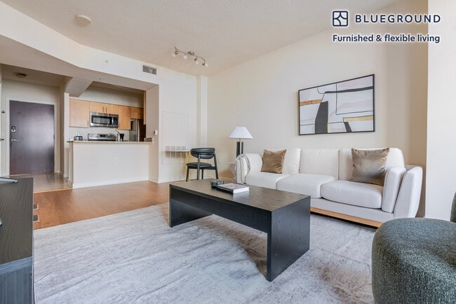 Photo - 2400 M St NW Unidad FL7-ID1209