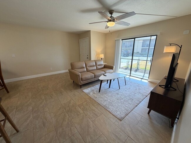 Photo - ANNUAL RENTAL - FURNISHED 1 BED / 1 BATH CONDO AT MYSTIC GARDEN Unit 2707