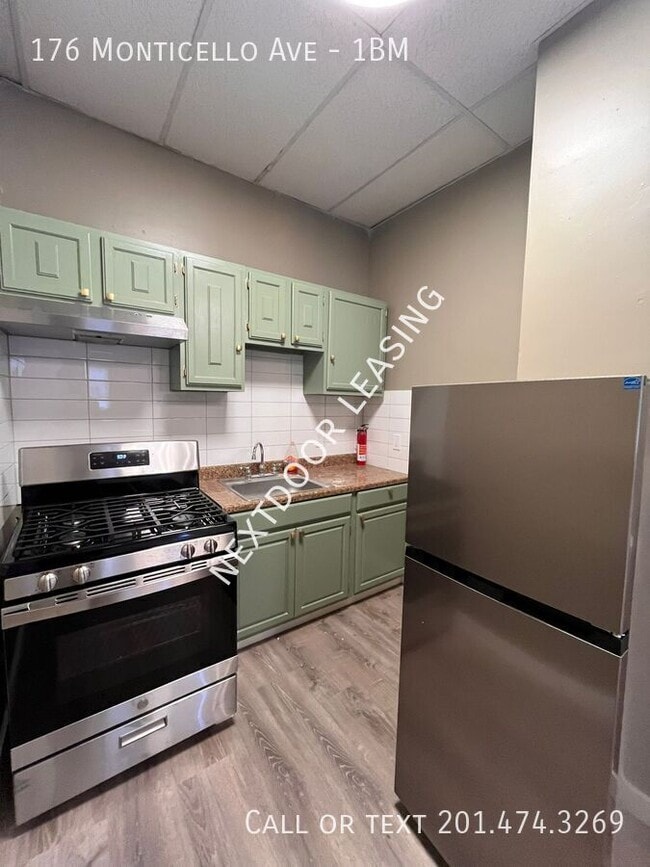 Building Photo - 176 Monticello Ave Unit 1BM