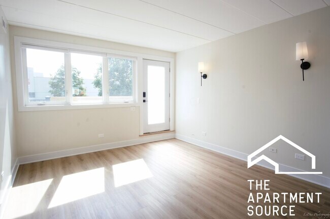 Photo - 260 Lake St Unit 2E