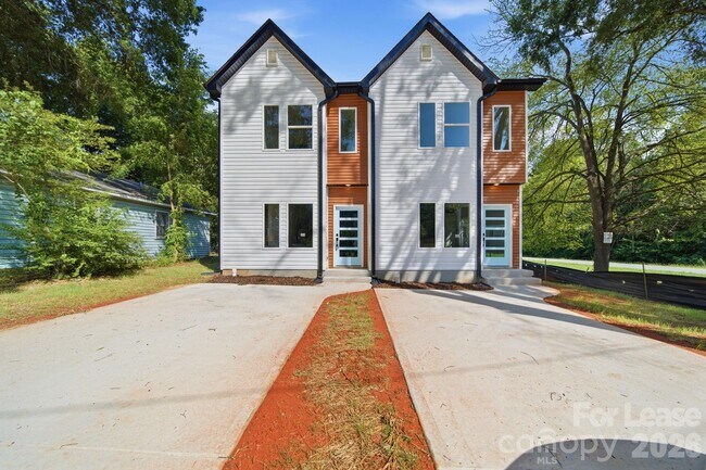 Building Photo - 353 Camden Ct NW