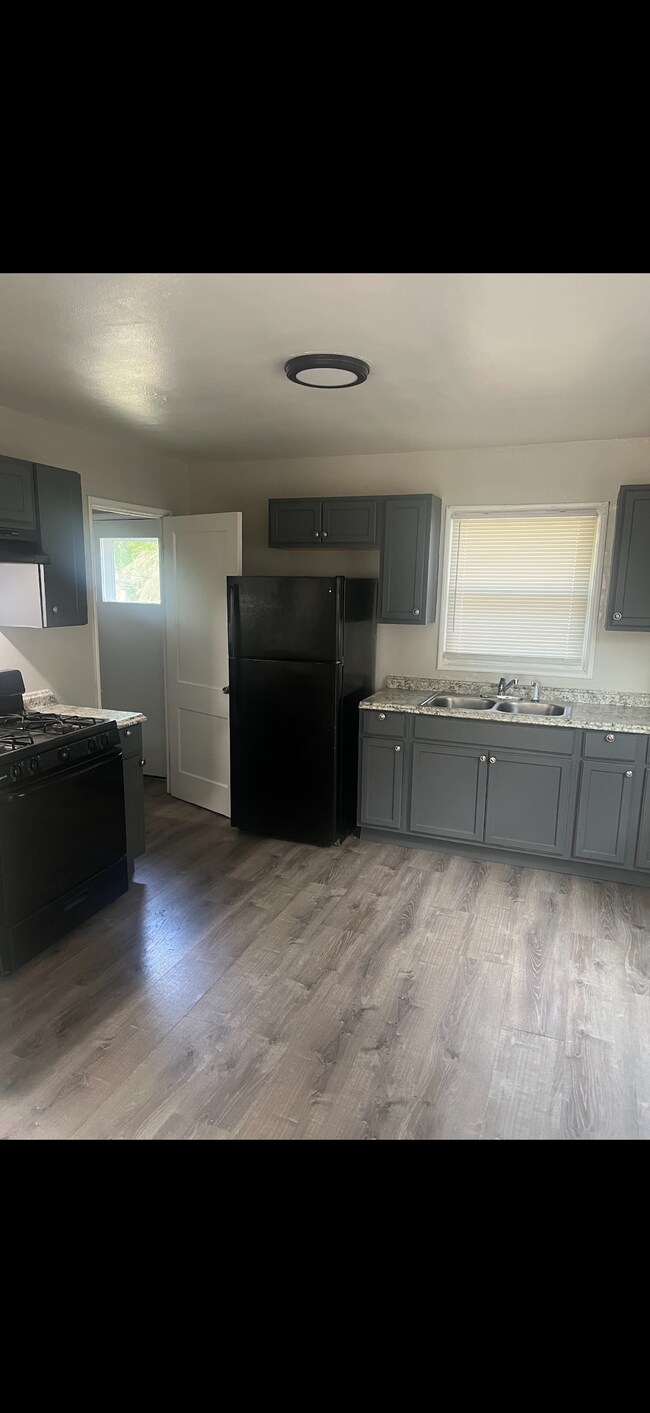 Photo - 4832 N 54th St