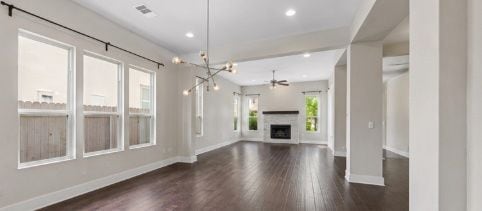Photo - 4104 Nitschke St