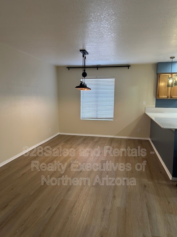 Photo - 6142 N Christmas Tree Ln