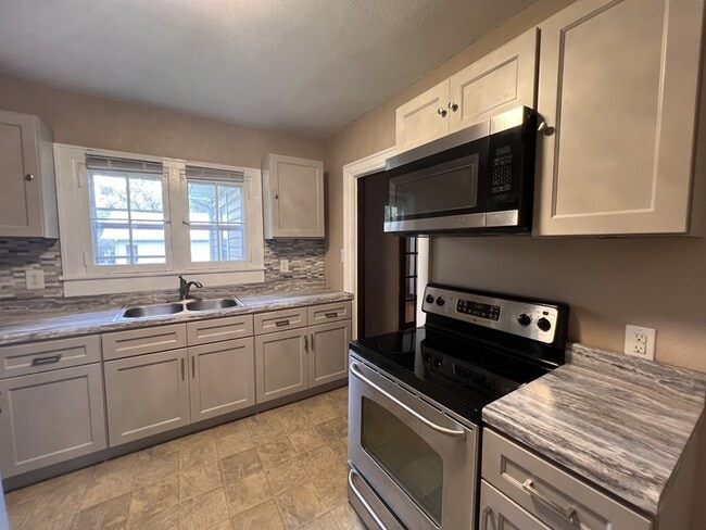 Photo - 4021 Porter Ave