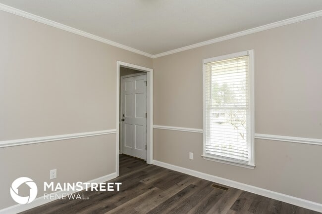 Photo - 7210 Justin Dr