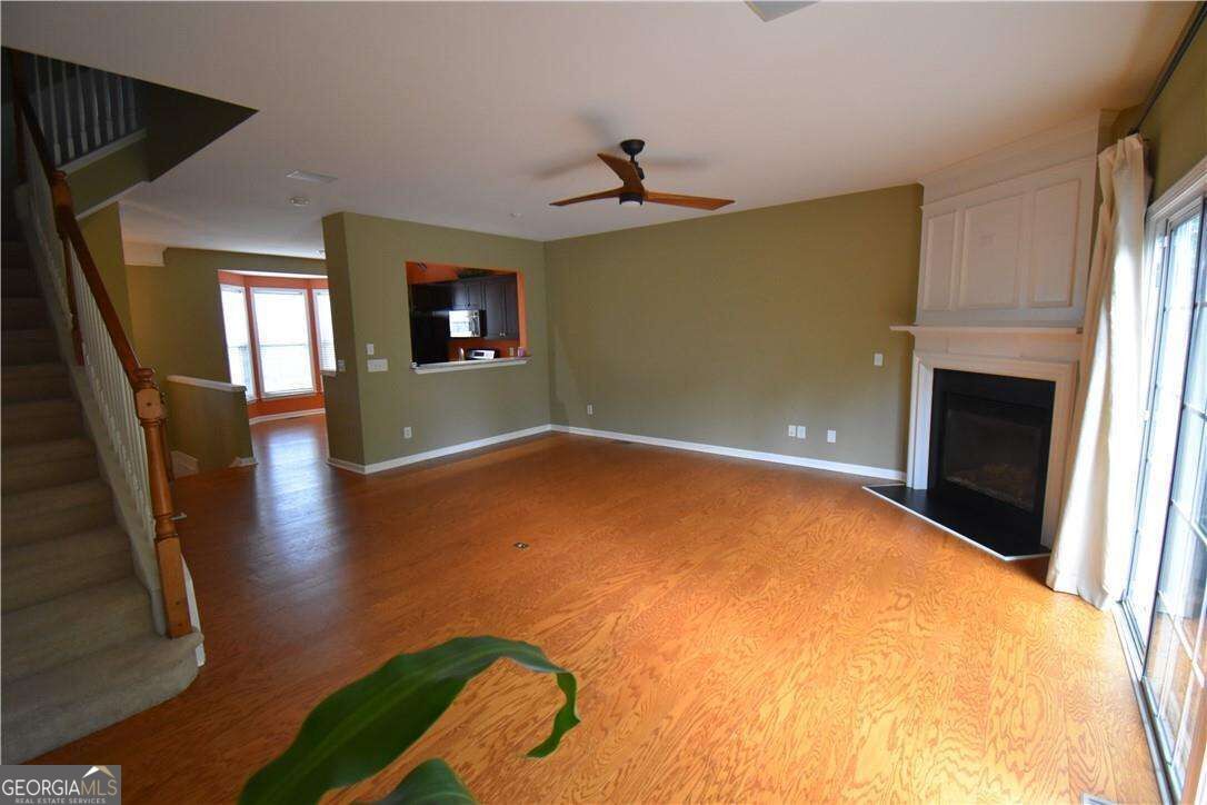 Photo - 1002 Thornborough Dr
