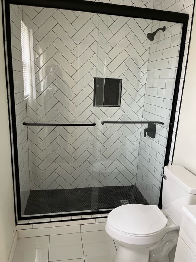 Photo - 3 Br Brick Ranch