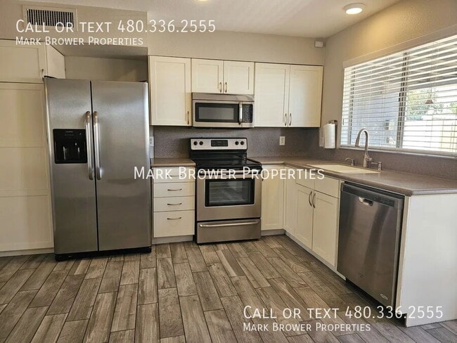 Photo - 2326 W Carson Dr