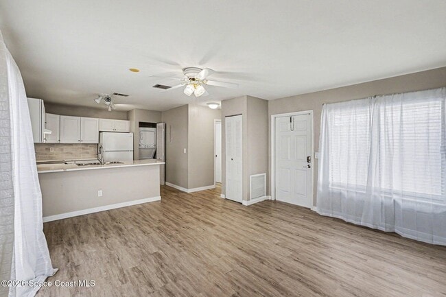 Photo - 1021 Abada Ct NE