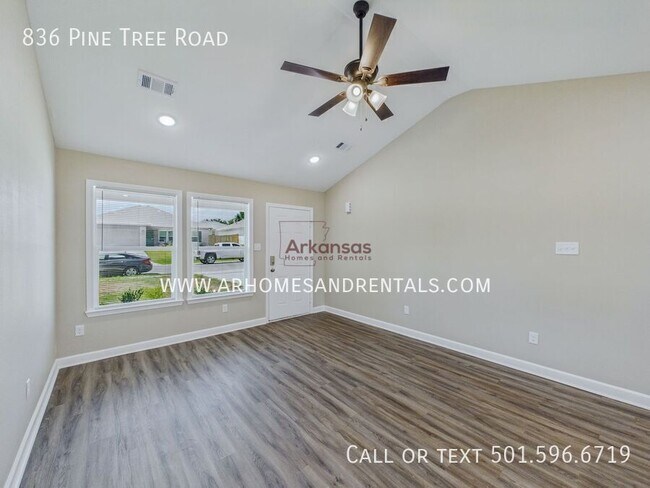 Photo - 836 Pine Tree Rd