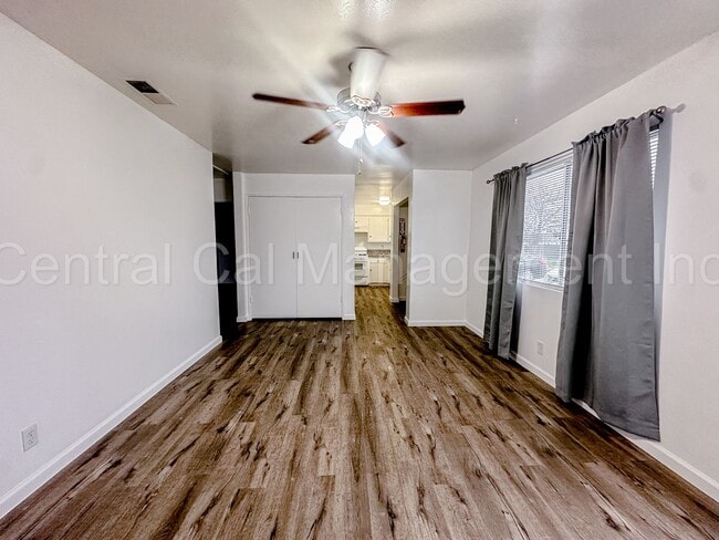 Photo - 1212 California St Unit B