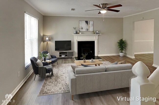 Photo - 2139 Victoria Pl