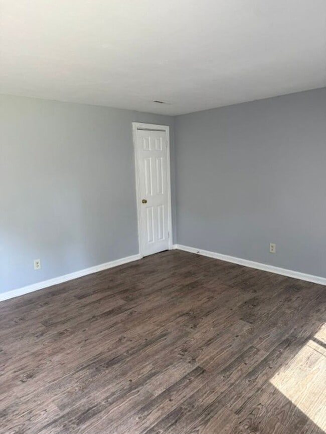 Photo - Spacious Two Bedroom Townhouse