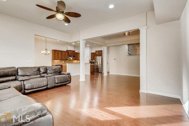 Photo - 2456 Norwood Dr SE