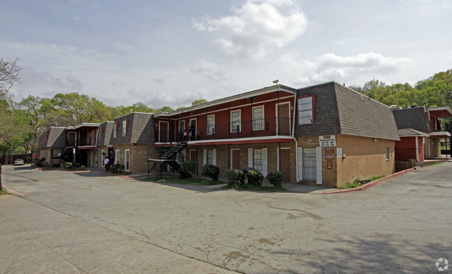 Forest View Apartments - Forest View Apartments