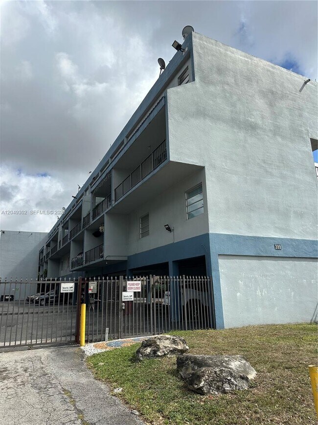 399 NW 72nd Ave Unit 310