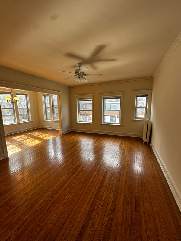 Building Photo - 1006 E State St